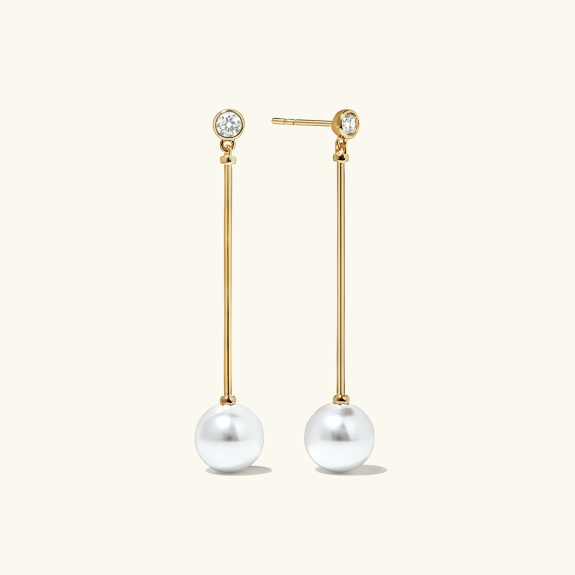 Long Pearl Earrings Gold ryhmässä Shop / Korvakorut @ ANI (ANI-0624-008)