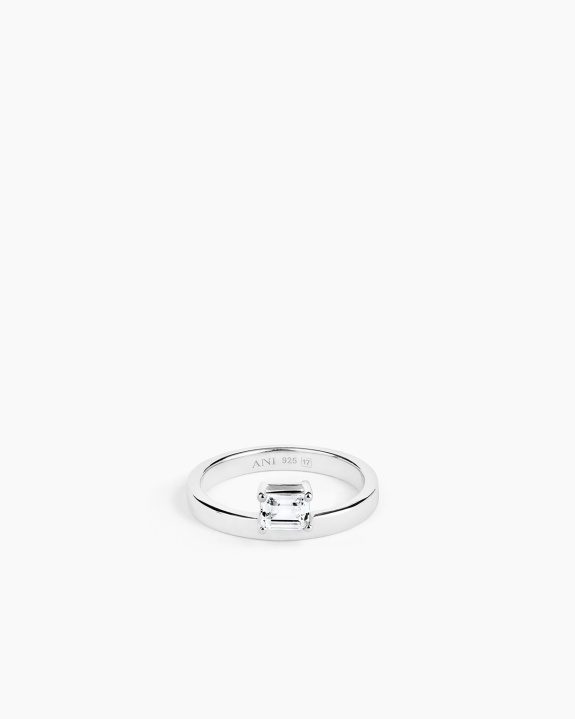 Sopra Emerald Ring Silver ryhmässä Shop / Sormukset @ ANI (ANI_VA_105)